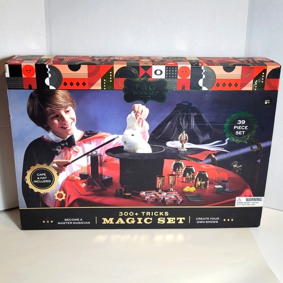 FAO Schwartz Giant Magic Kit 300+ Tricks New Sealed - Picture 1 of 6